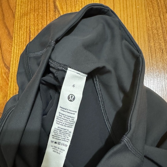 Lululemon Bra Size 8 and Leggings Size 6 Set Graphite Grey - Picture 3 of 6